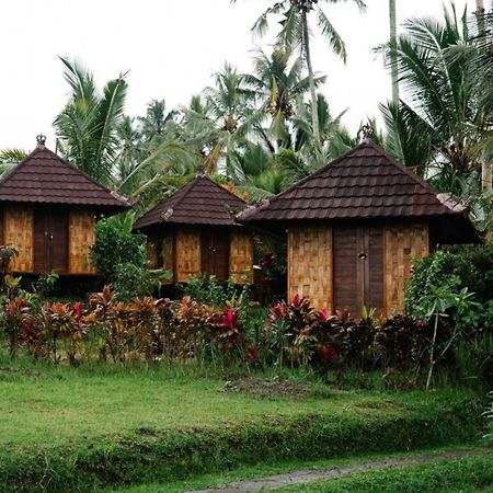 Puri Sunny Camp Villa มุนดุก ภายนอก รูปภาพ