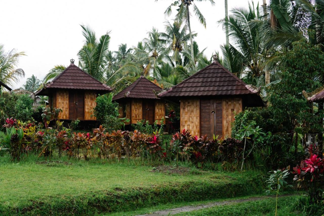 Puri Sunny Camp Villa มุนดุก ภายนอก รูปภาพ